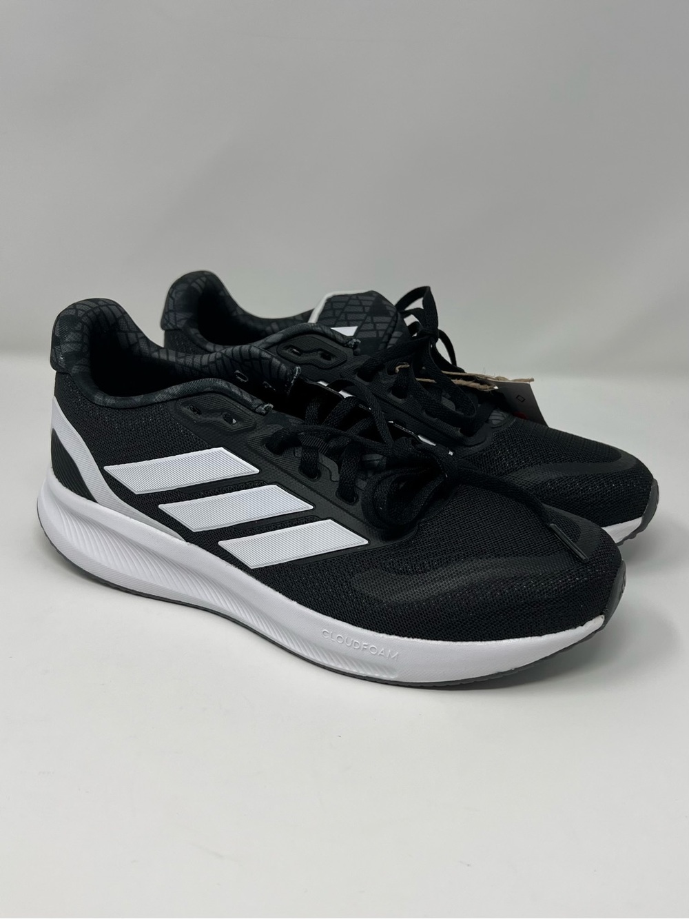 adidas Runfalcon 5 J Black White Cloudfoam Running Shoes US 6 NWT JS0982
